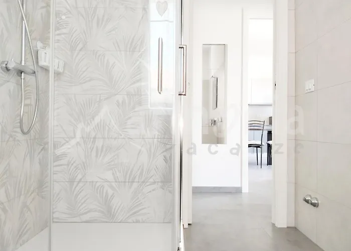 Acqua Rc13 アパート *